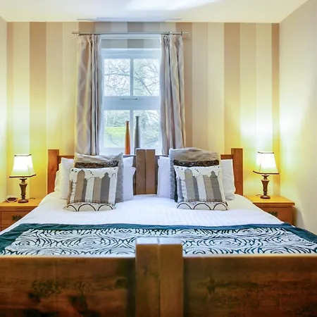 Inn The Old Hall 4*